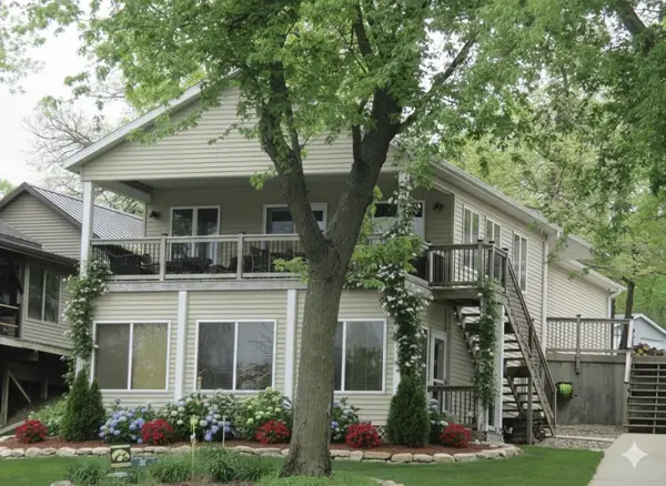 174B Center Point Dr, Montezuma, IA 50171