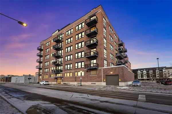 900 2nd Street Se #204, Cedar Rapids, IA 52401