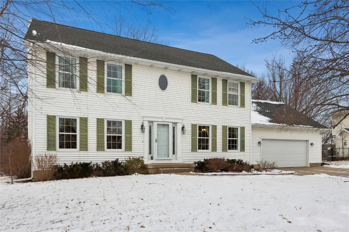 1845 Lyndhurst Drive, Hiawatha, IA 52233 - Image #1