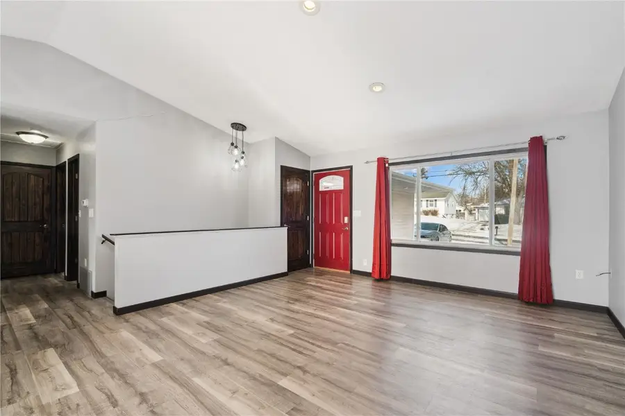 57 33rd Avenue Sw, Cedar Rapids, IA 52404 - #2