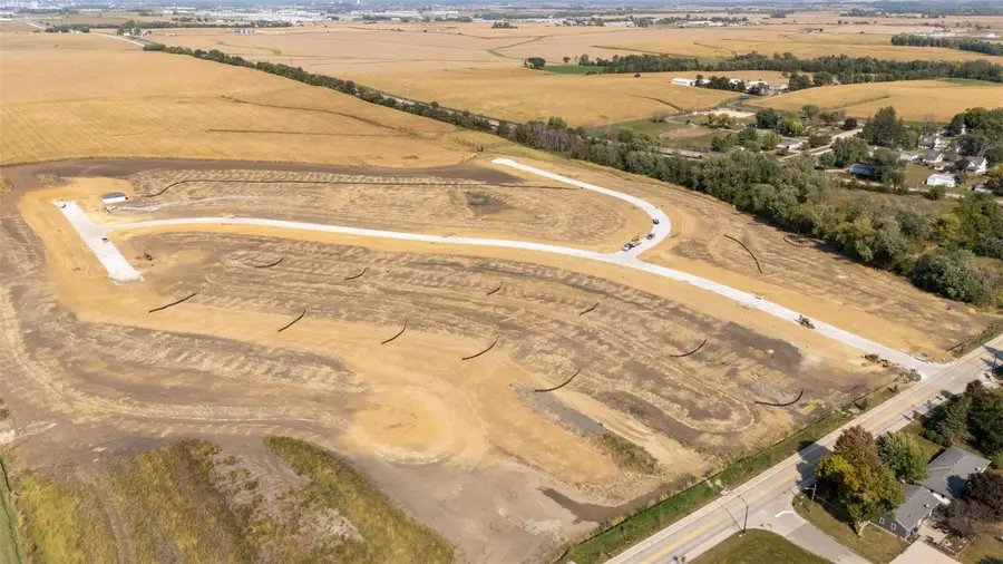 121 Howard Avenue Nw, Swisher, IA 52338 - Image #2