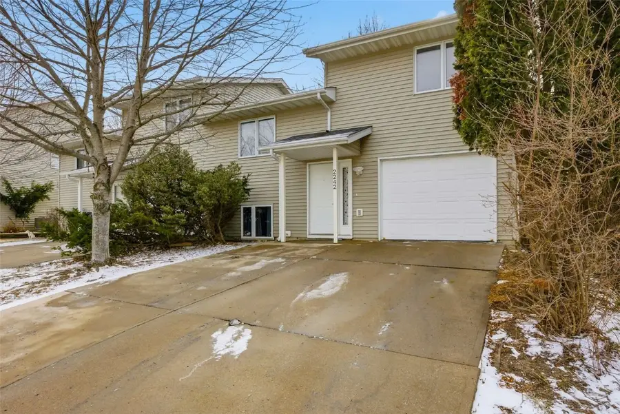 2242 13th St, Coralville, IA 52241 - Image #2