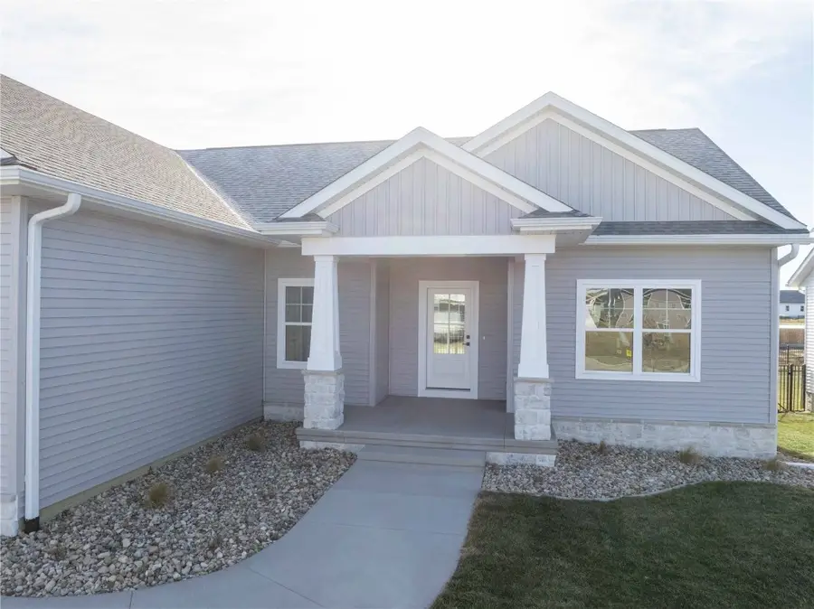 209 Fieldstone Circle, Marion, IA 52302 - Image #2