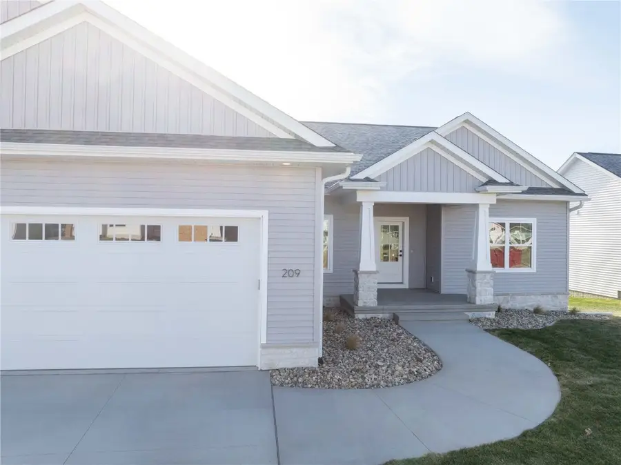 209 Fieldstone Circle, Marion, IA 52302 - Image #3