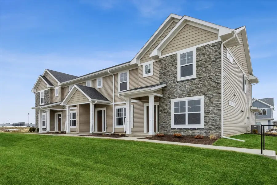 7027 Harlan Eddy Drive Sw, Cedar Rapids, IA 52404 - Image #3