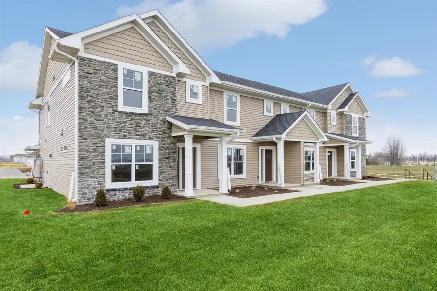 7021 Harlan Eddy Drive Sw, Cedar Rapids, IA 52404 - Image #3