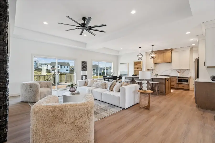 715 Cedar Bend Drive, Solon, IA 52333 - Image #3