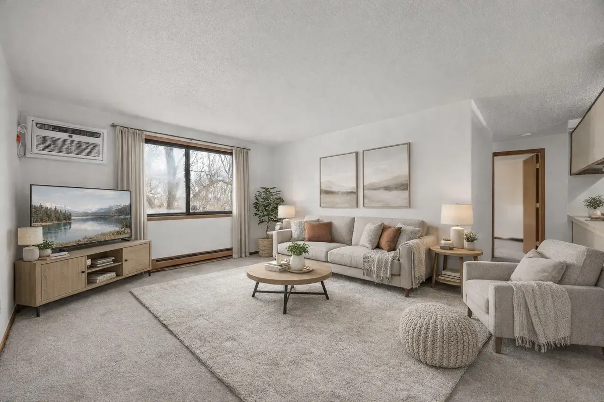 814 Benton Drive #34, Iowa City, IA 52246 - #1