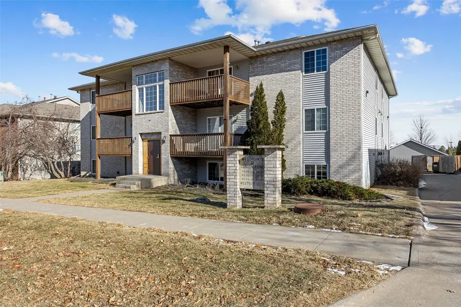 56 West Side Drive, Iowa City, IA 52246 - Image #3