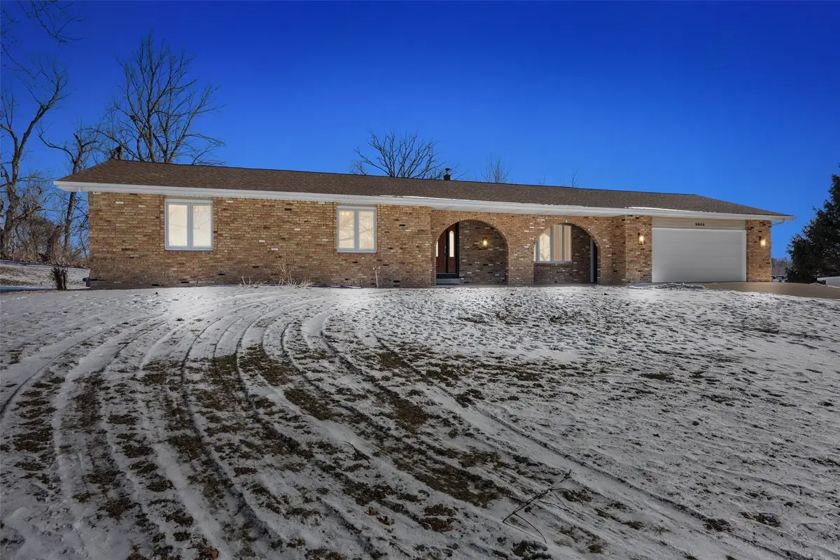 9800 Hall Road, Cedar Rapids, IA 52411 - Image #1