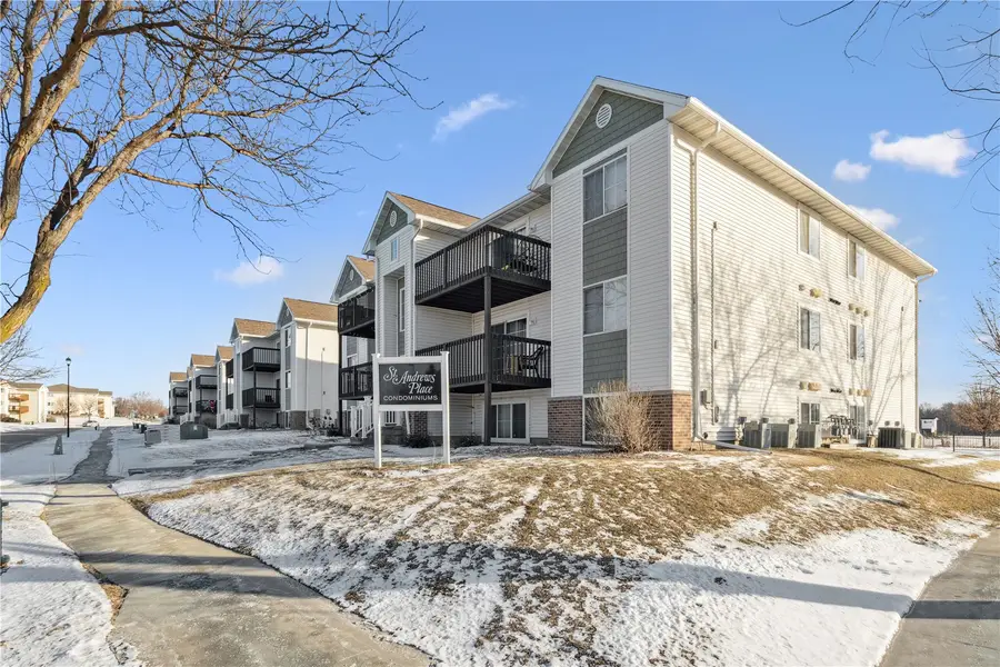 6410 Creekside Drive Ne #2, Cedar Rapids, IA 52402 - Image #2