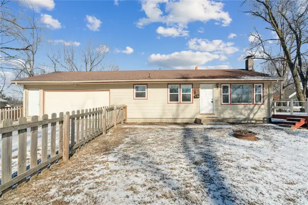 105 4th Street Sw, Swisher, IA 52338