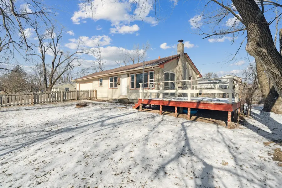 105 4th Street Sw, Swisher, IA 52338 - Image #2