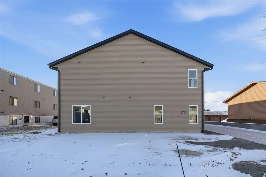 225 Clymer Road, Hiawatha, IA 52233 - Image #3