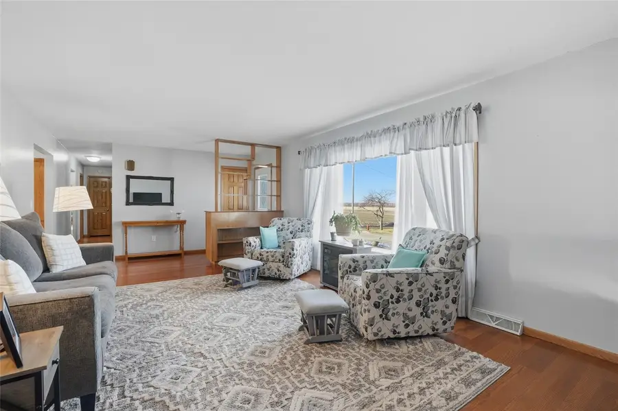 307 Prospect Street Nw, Blairstown, IA 52209 - #3