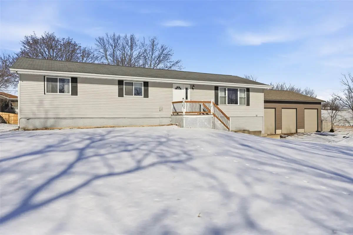626 Grove Street, Central City, IA 52214 - #1