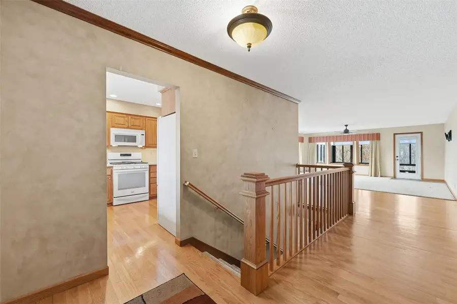 1549 Matterhorn Drive Ne, Cedar Rapids, IA 52402 - Image #3