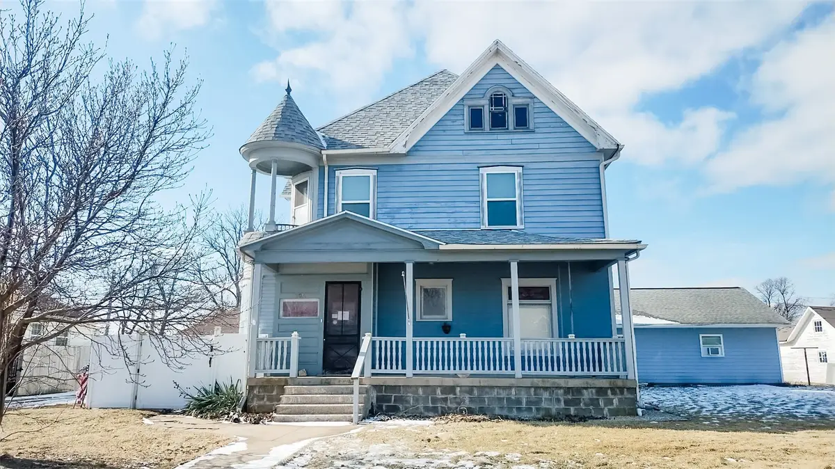 105 N Ash Street, Stanwood, IA 52337 - #1