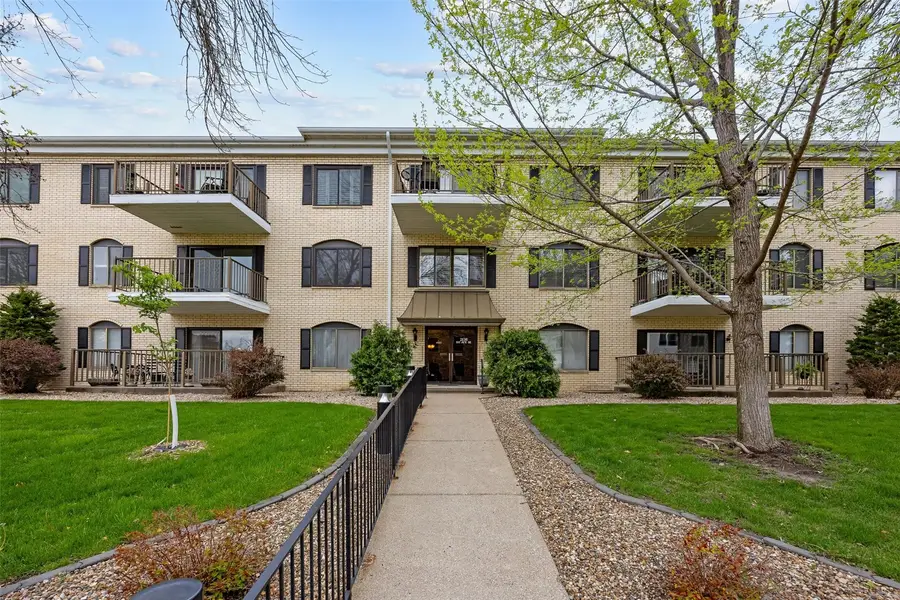 2135 1st Avenue Se #115, Cedar Rapids, IA 52402 - #2