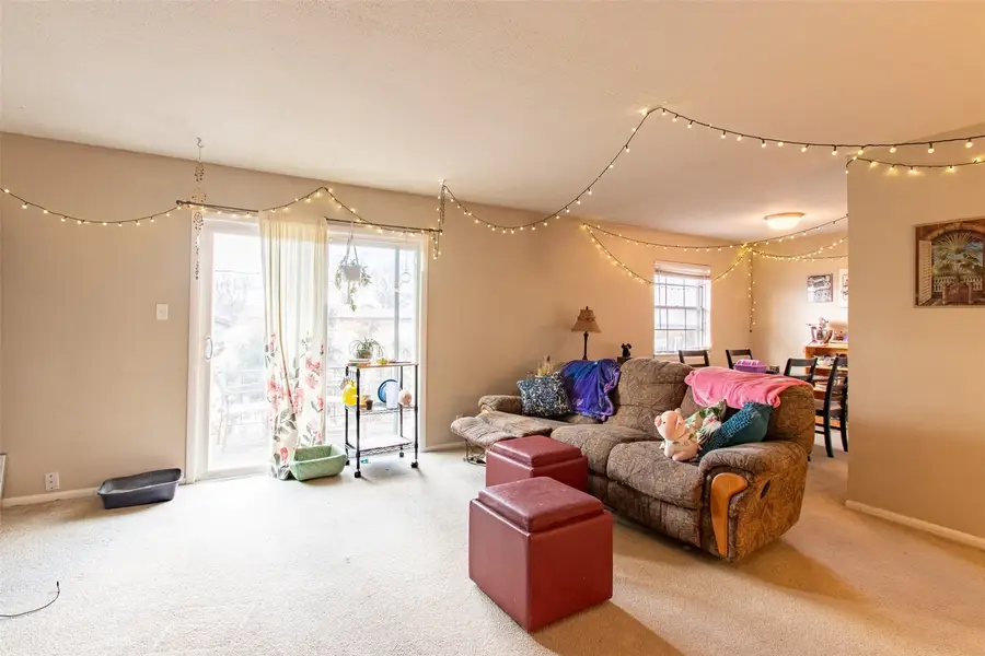 1206 21st Ave Place, Coralville, IA 52241 - Image #3