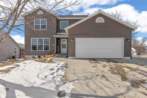 2390 Beryl Street, Marion, IA 52302