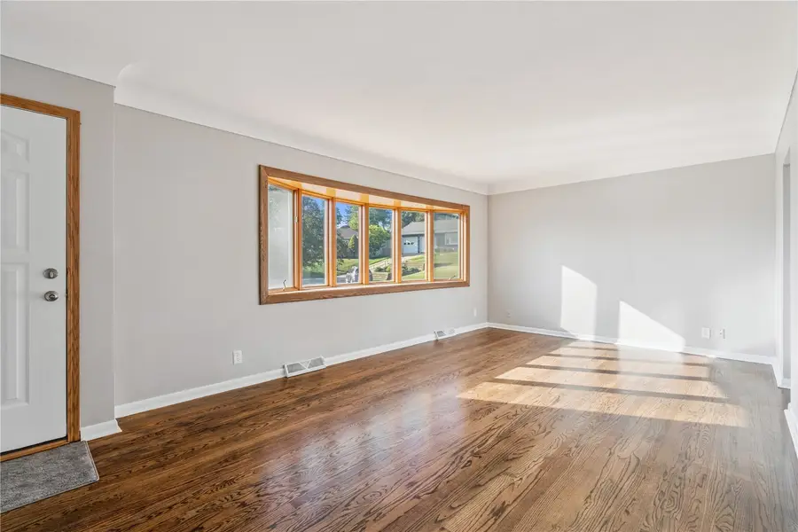 705 Grantwood Drive Se, Cedar Rapids, IA 52403 - #3