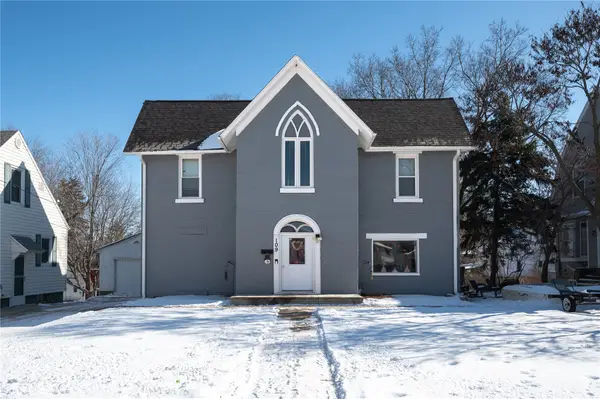 109 S Booth Street, Anamosa, IA 52205