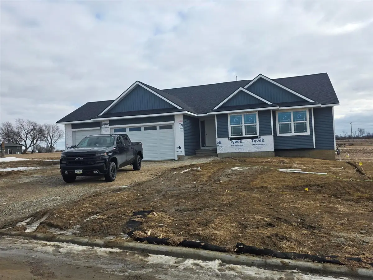 3350 Center Court, Robins, IA 52328 - #1