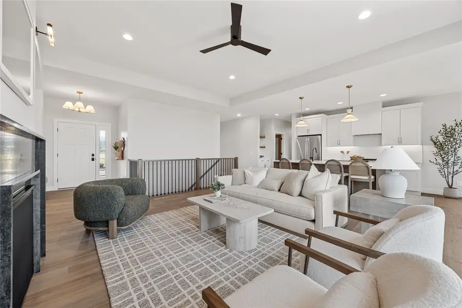 3526 Reed Road, Hiawatha, IA 52302 - #3