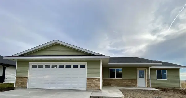 308 Viking Drive, Vinton, IA 52349