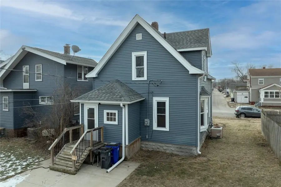 1516 8th Avenue Se, Cedar Rapids, IA 52403 - Image #2