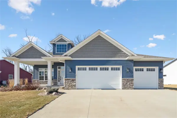 5608 Seminole Valley Trl Ne, Cedar Rapids, IA 52411