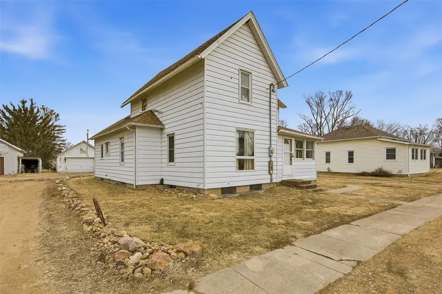 404 Highland Street, Olin, IA 52320 - #2