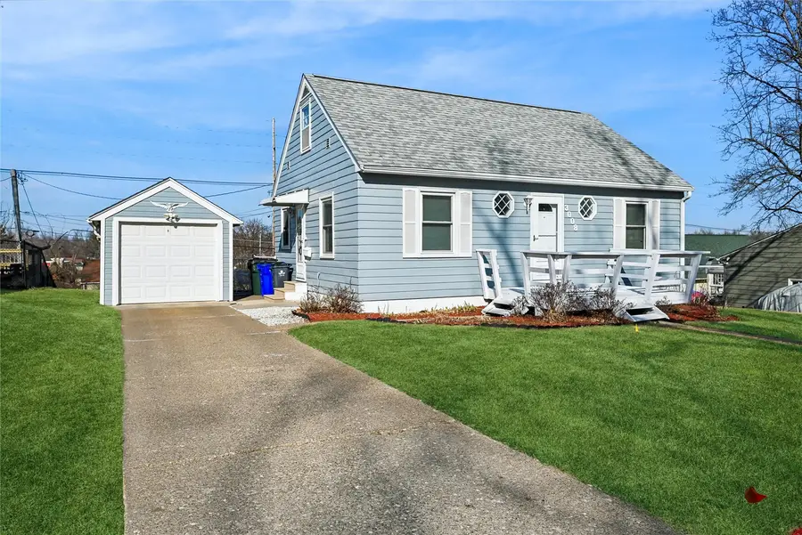 3008 Henderson Avenue Se, Cedar Rapids, IA 52403 - #2