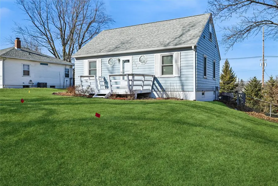 3008 Henderson Avenue Se, Cedar Rapids, IA 52403 - #3