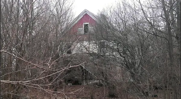 2098 60th Street Drive, Vinton, IA 52349