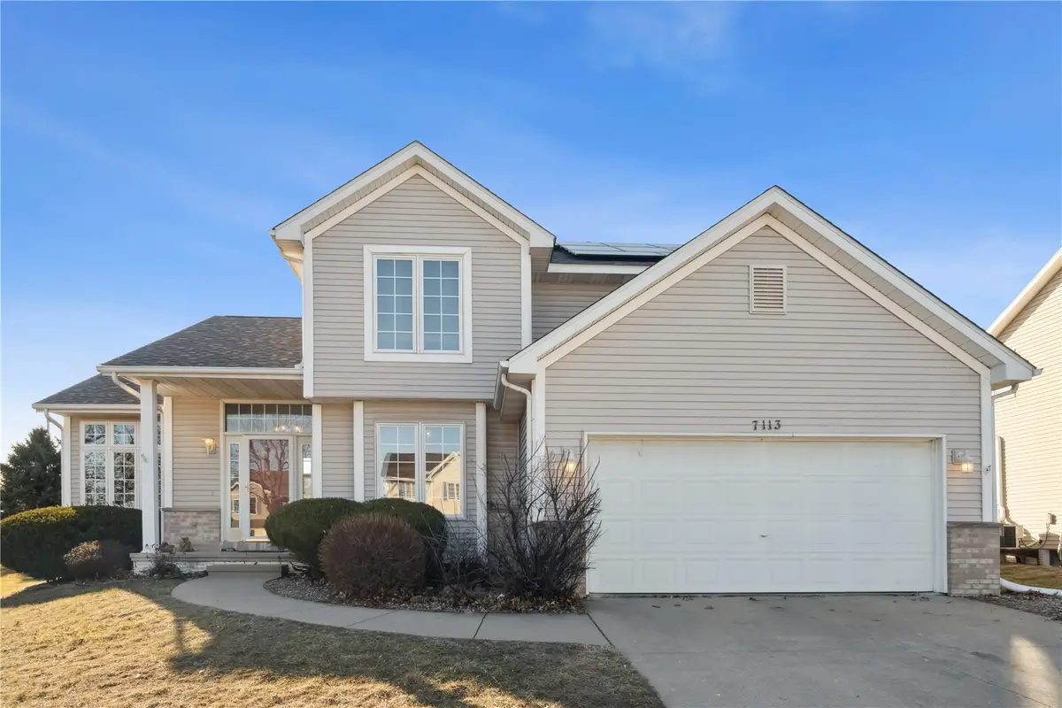 7113 West Park Road Ne, Cedar Rapids, IA 52402 - #1