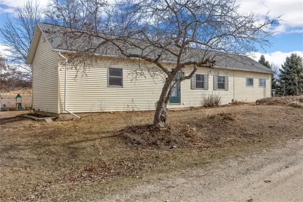 1116 Third-cedar Bluff Street, Tipton, IA 52772