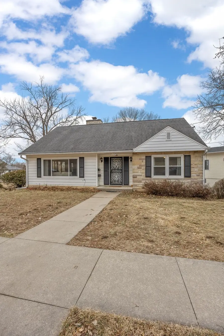 506 College Boulevard Sw, Mount Vernon, IA 52314 - #2