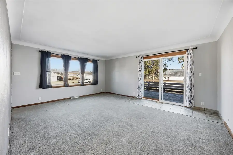 2317 Newport Sw, Cedar Rapids, IA 52404 - #3