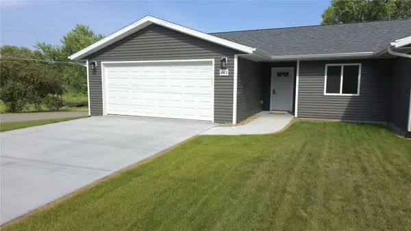 1413 13th Avenue, Belle Plaine, IA 52208