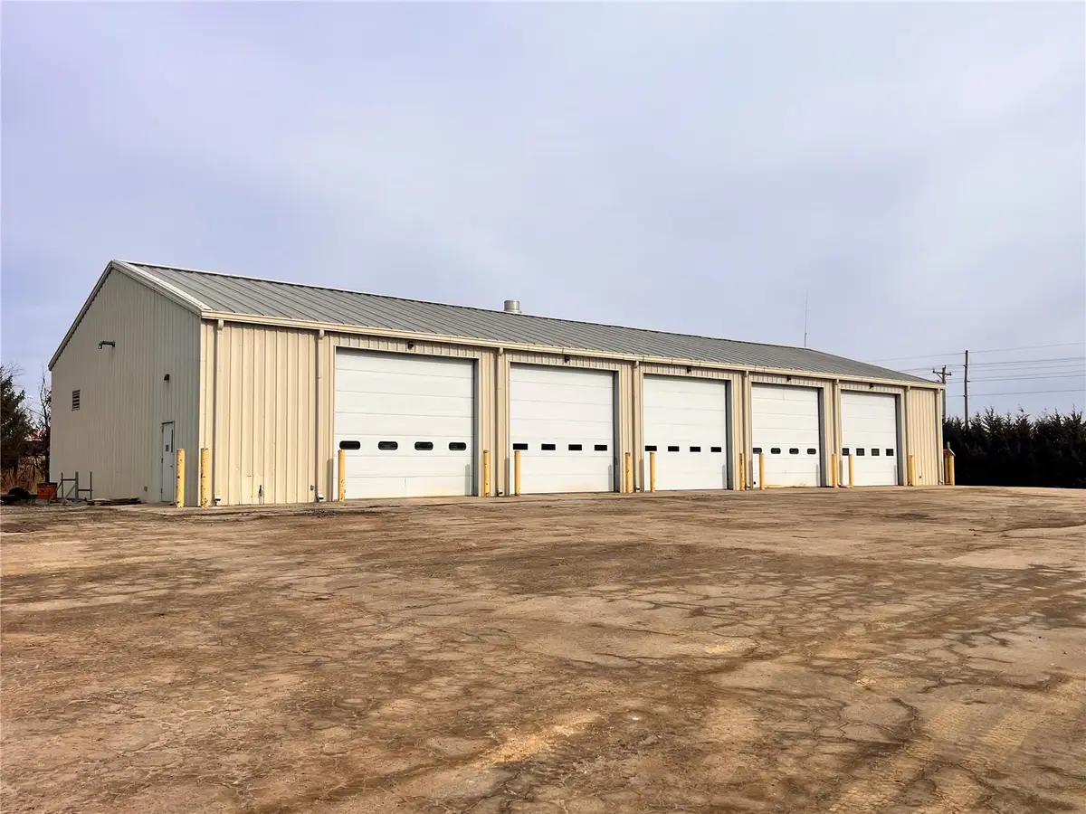 650 Walford Road Sw, Cedar Rapids, IA 52404 - #1