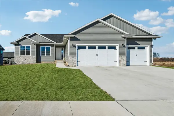 1024 Kettering Road, Marion, IA 52302