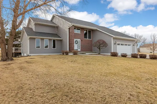 4199 Brookside Drive, Marion, IA 52302
