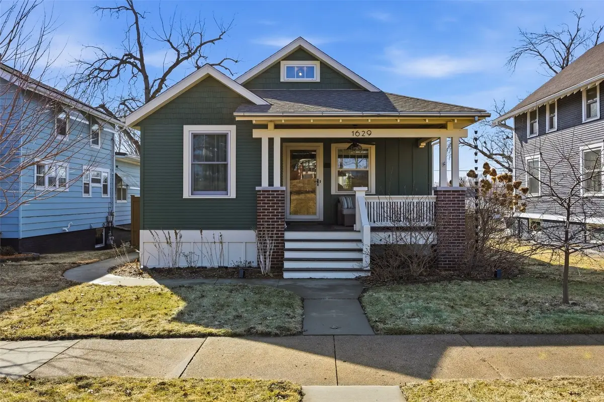 1629 C Ave Nw, Cedar Rapids, IA 52405 - #1