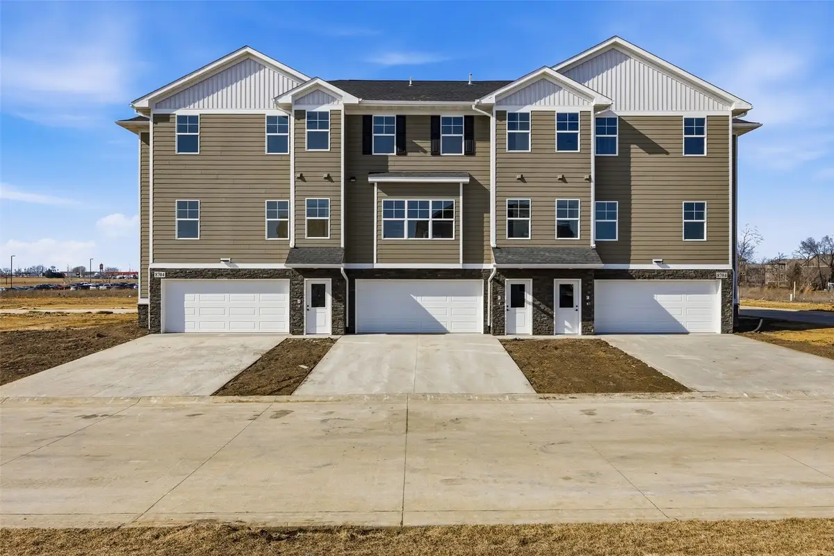 8705 Lewis Drive Sw #A, Cedar Rapids, IA 52404 - #1