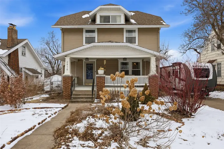 2416 B Avenue Ne, Cedar Rapids, IA 52402 - #3