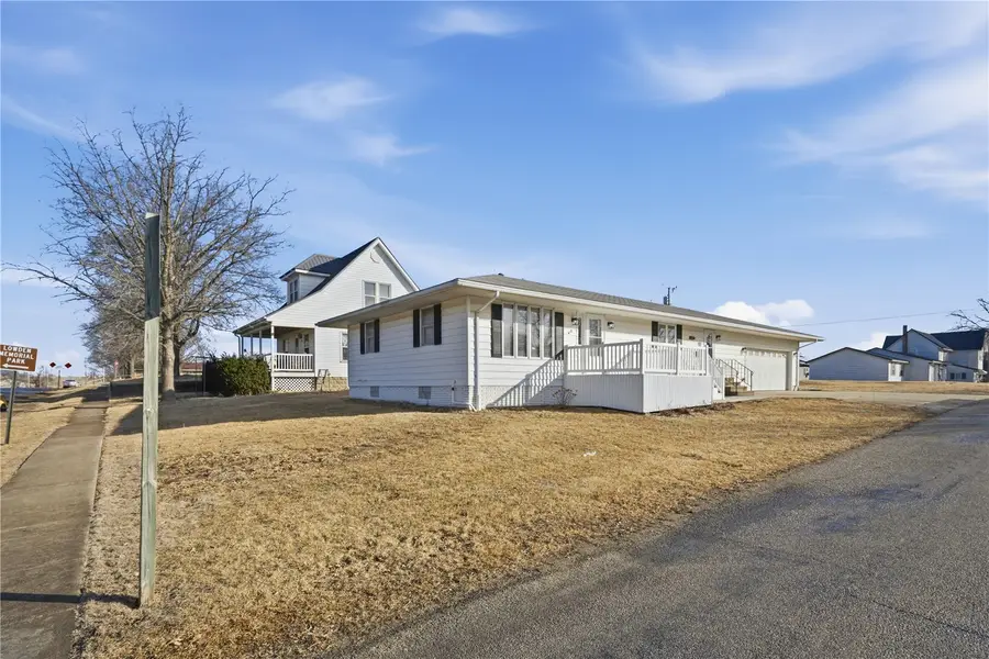 410 7th Street, Lowden, IA 52255 - #2