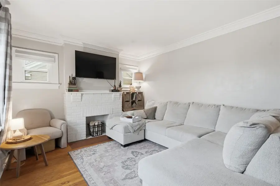 1915 C Avenue, Cedar Rapids, IA 52402 - #3