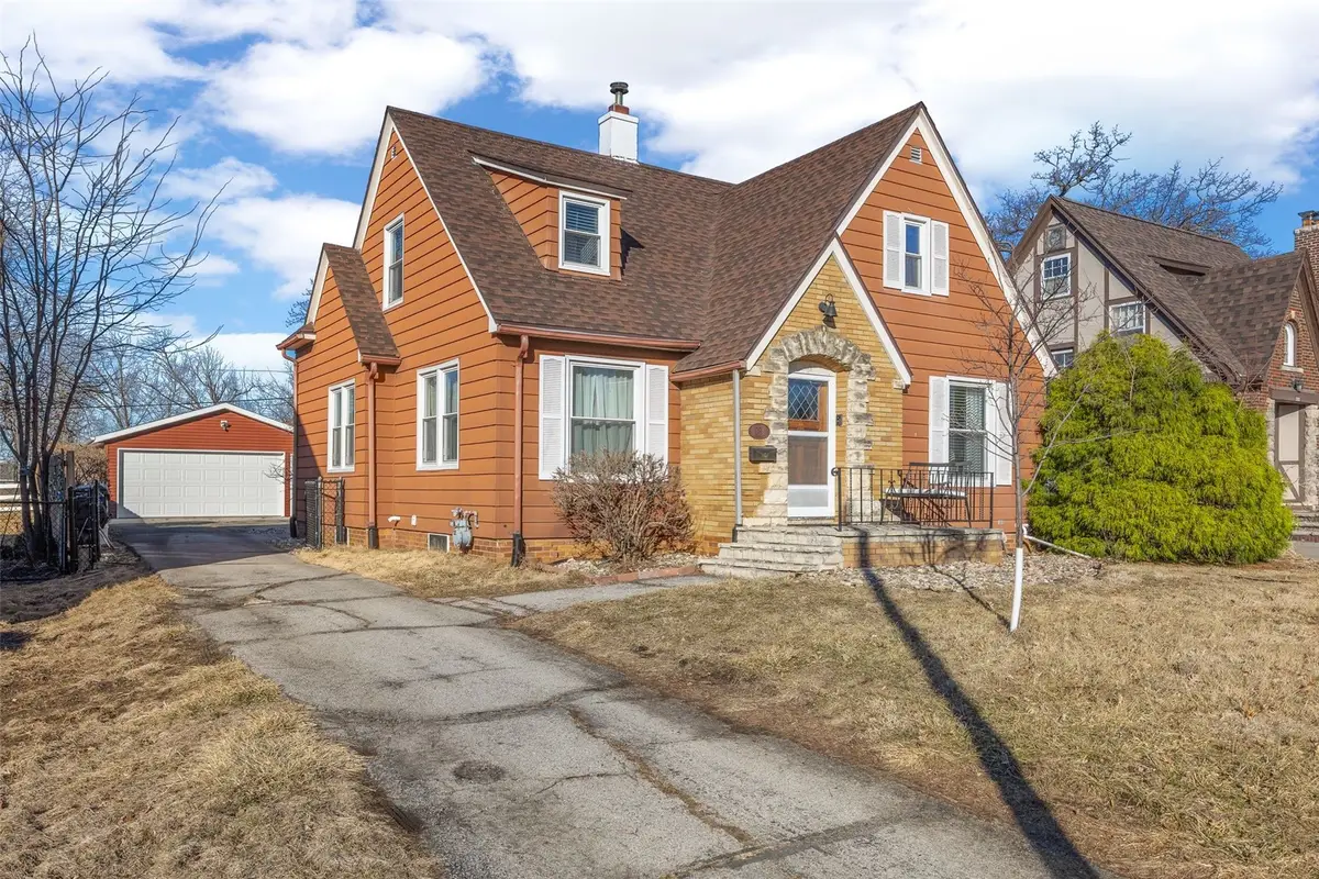 931 20th Street Se, Cedar Rapids, IA 52403 - #1